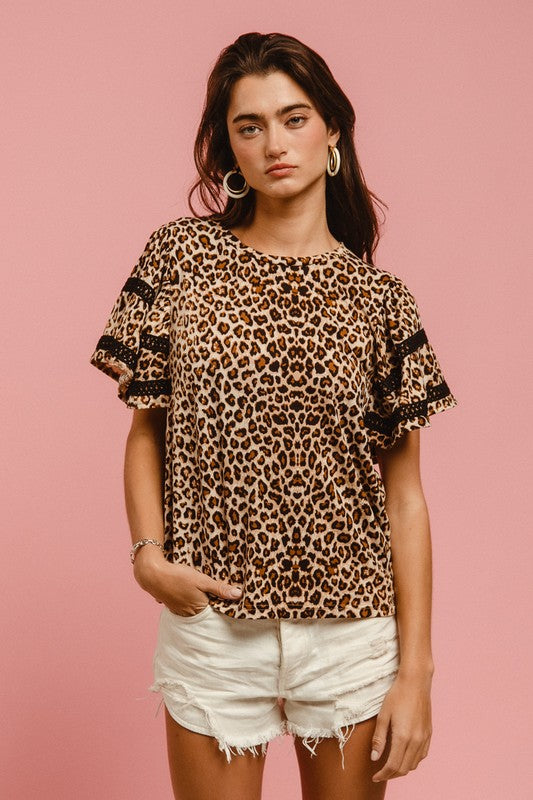 BiBi Leopard Crochet Trim Round Neck Short Sleeve Top